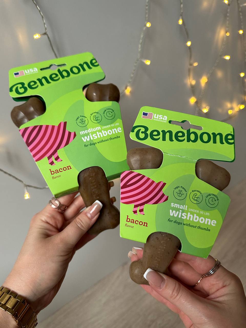 Жевательная игрушка со вкусом бекона Benebone Wishbone Bacon Medium для собак весом до 27 кг Жевательная игрушка со вкусом бекона Benebone Wishbone Bacon Medium для собак весом до 27 кг